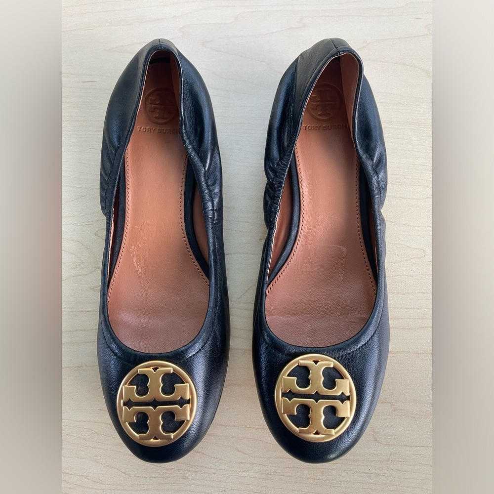 Tory Burch Benton 2 Ballet Scrunch Back Nappa Leather with heel - Picture 2 of 7